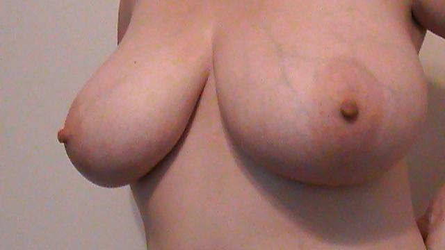 18P Lateshay soft natural tits 