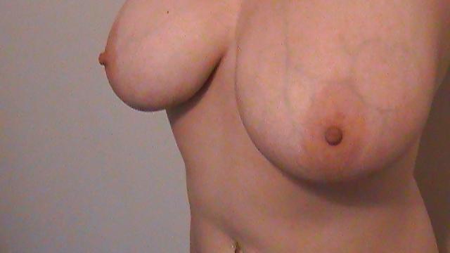 18P Lateshay soft natural tits 