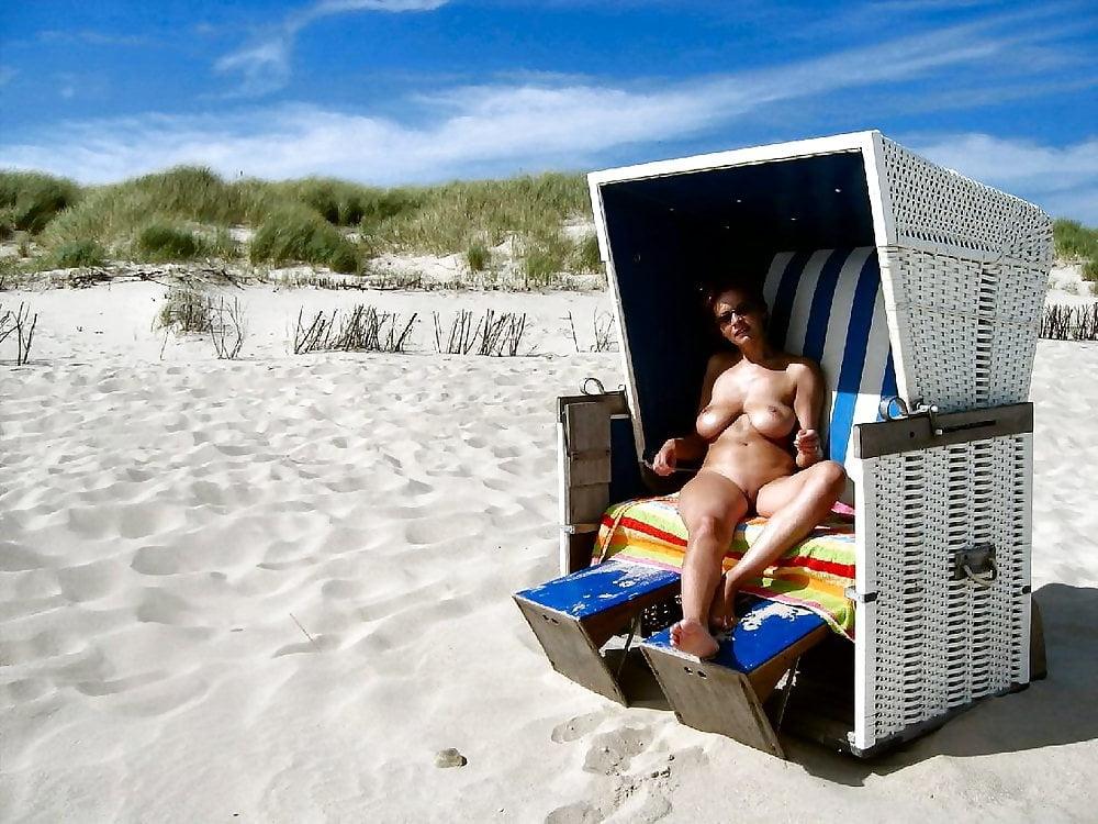 25P Am Strand und am Pool 7
