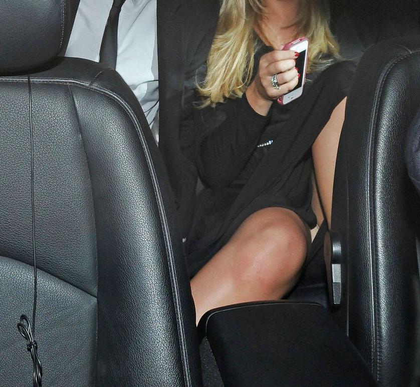 18P Celebrity Panty Flash 1