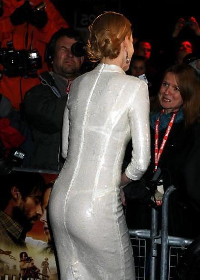 18P Celebrity Panty Flash 1