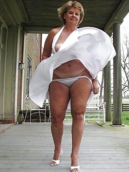 20P Female distractions 7