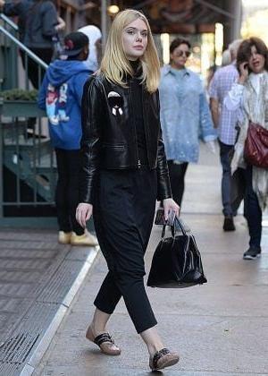 25P Celebrity Hot 250 - #143 Elle Fanning