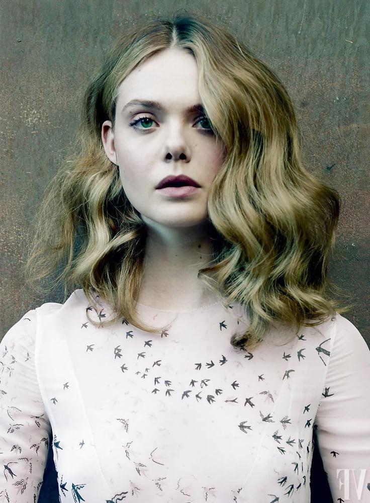 25P Celebrity Hot 250 - #143 Elle Fanning