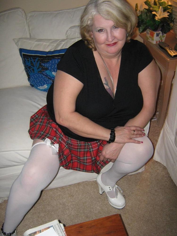 25P She is Mature.. Sexy &amp; Hot  BBW