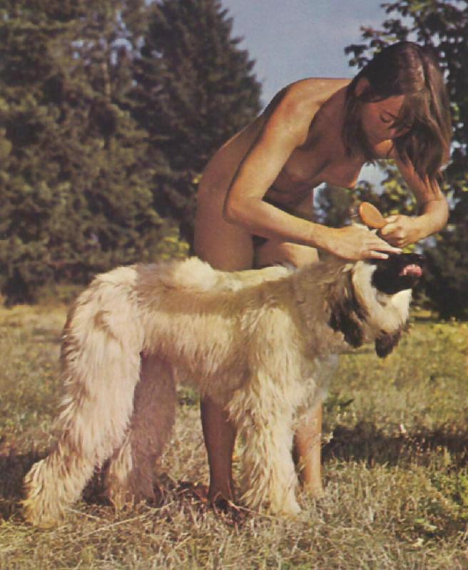25P Vintage Nudist Photos