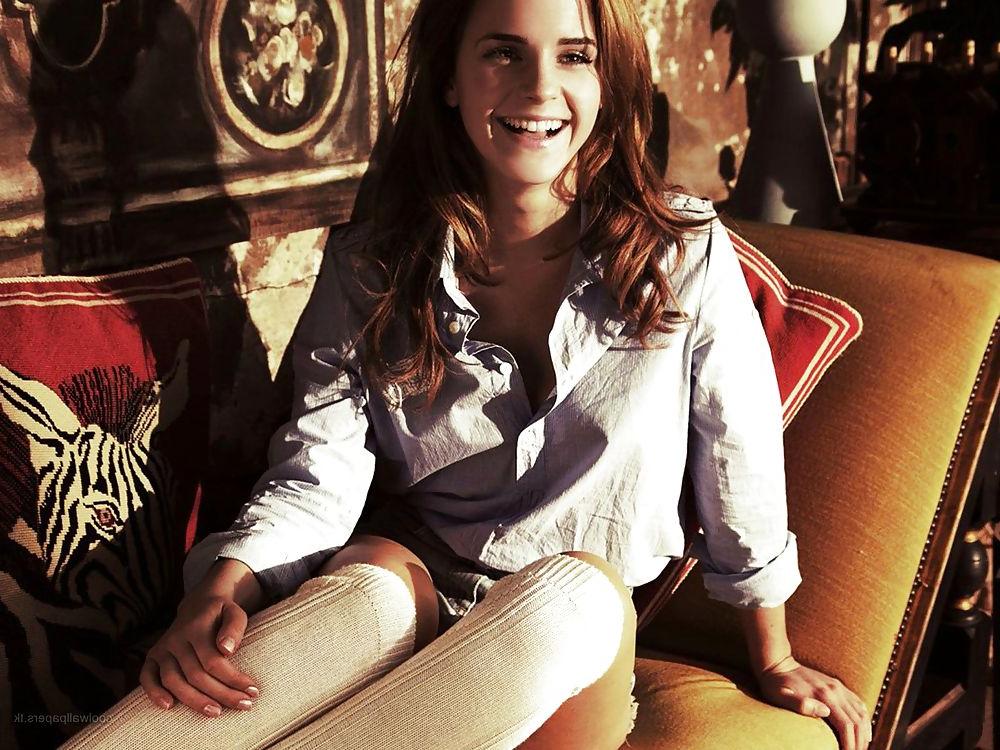 25P Favoret Emma Watson Pics