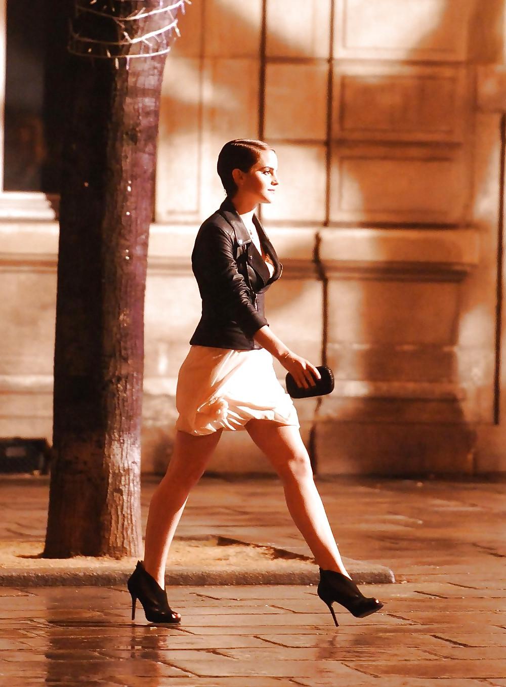 25P Favoret Emma Watson Pics