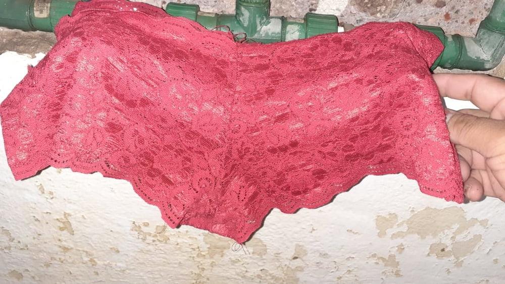 8P In my mature neighbor's red panties