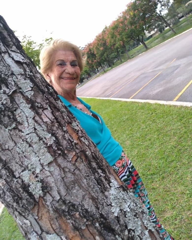 24P Sexy gilf at 77