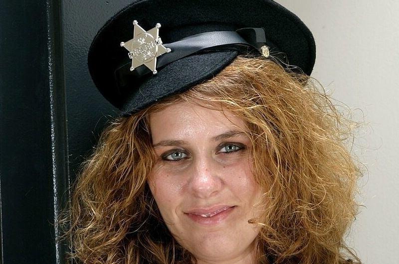 16P Bbw mix 1166 (Policewomen)