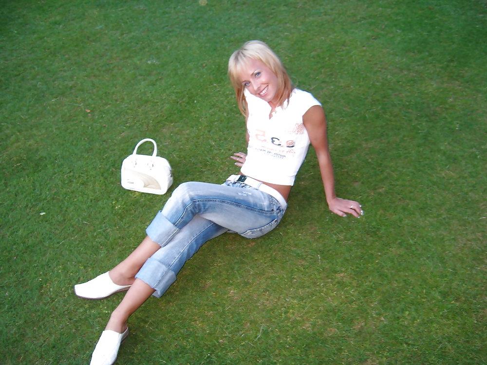 25P Hot blond banging with her boyfriend
