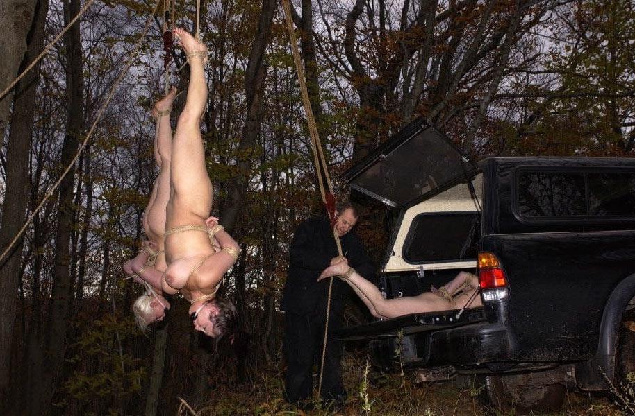 22P Bound to a Tree 3