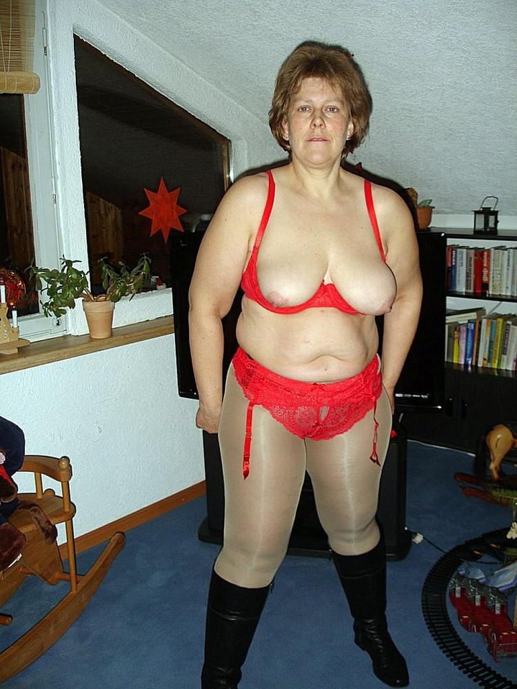 25P Sexy Saggy BBWs Mature Beavers 2