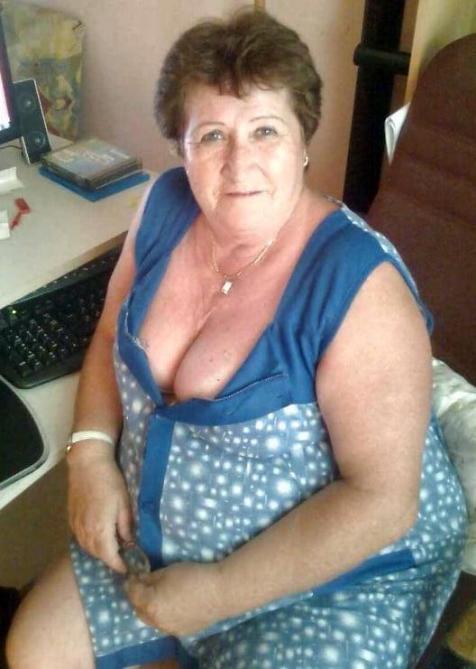 25P Sexy Saggy BBWs Mature Beavers 2