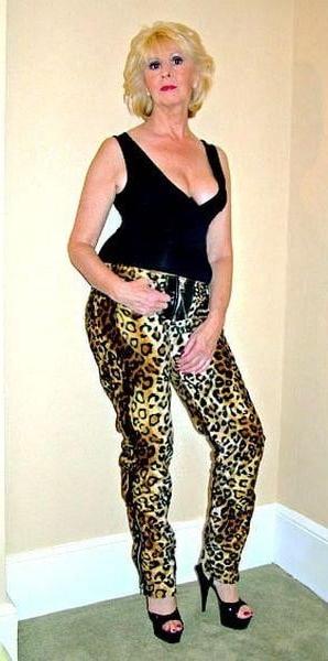 22P Over 60 hot gilf