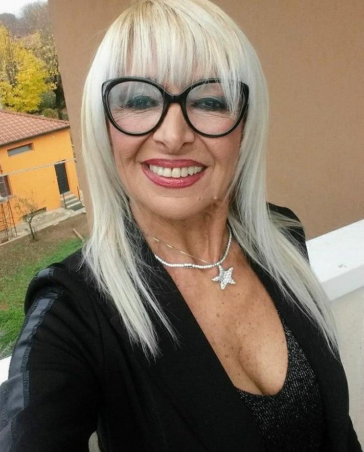 5P +50 REAL GILF ITALY AUNTY