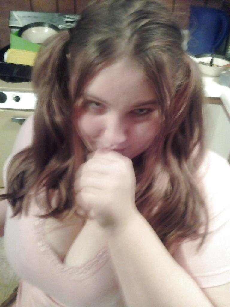 25P Submissive Jessi
