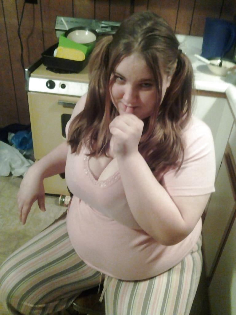 25P Submissive Jessi