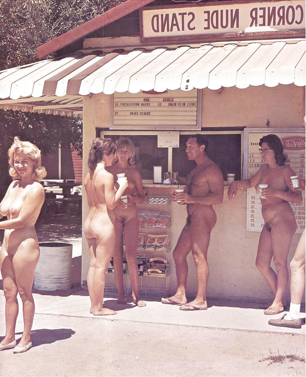 25P Naked & Unashamed #65 - Vintage Mag