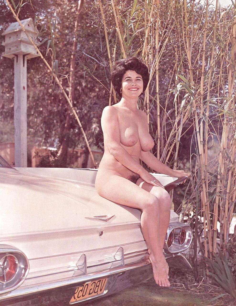 25P Naked & Unashamed #65 - Vintage Mag