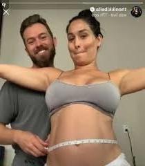25P Pregnant Bella Twins (2020)