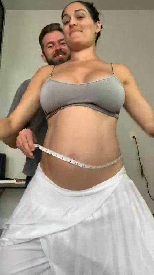 25P Pregnant Bella Twins (2020)