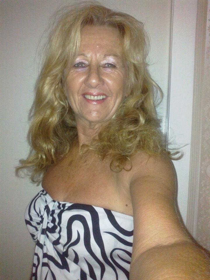 15P Amazing gilf