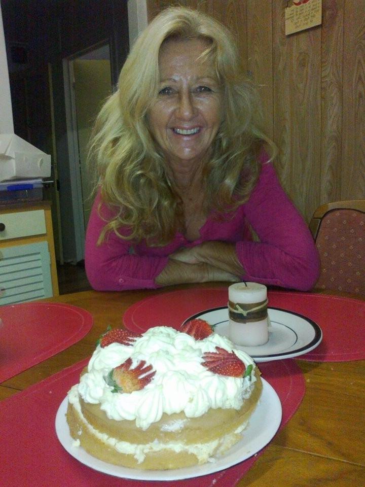 15P Amazing gilf