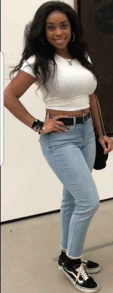 13P Young Ebony Sweet Melons of the Month(18-23)