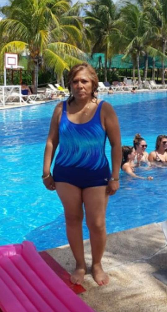 17P Hot cuckold wife exposed on vacation cornudo por primera vez
