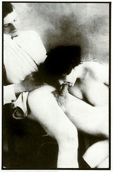 25P Vintage porn photos from 1901 to 1930