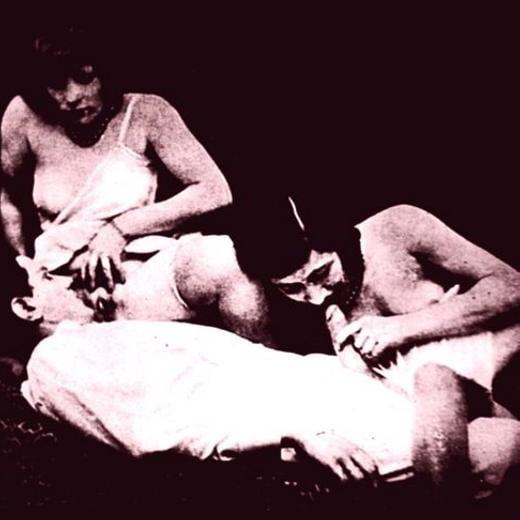 25P Vintage porn photos from 1901 to 1930
