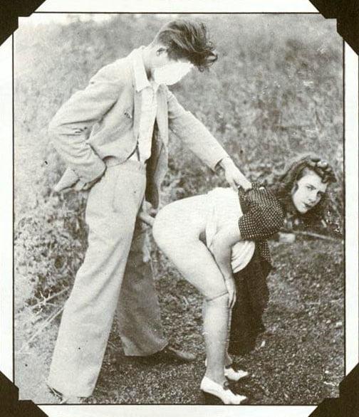 25P Vintage porn photos from 1901 to 1930