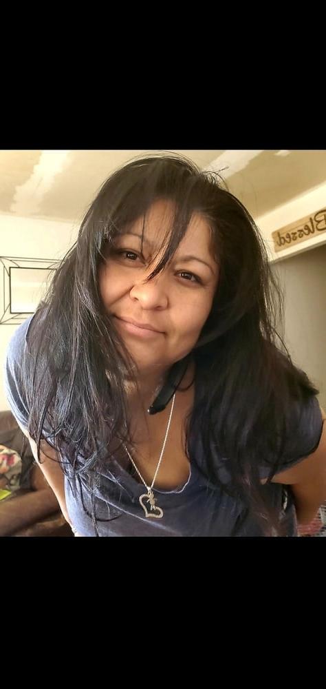 25P Esposa ELA ca 90033 big nipples saggy tits