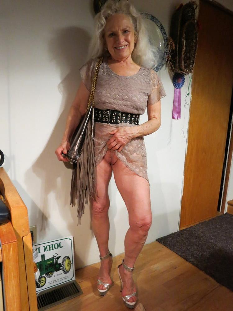 25P Only Hot Grannies And Matures In Solo Mix #9 - GregRotten