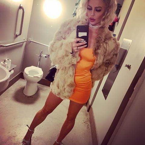25P Swedish Babe (vol. 1)