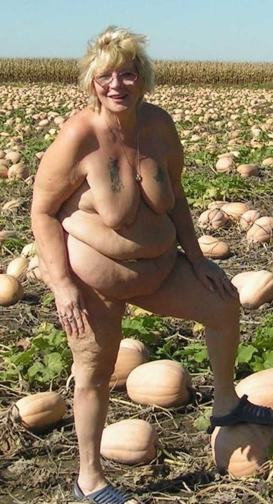 25P From MILF to GILF with Matures in between 253