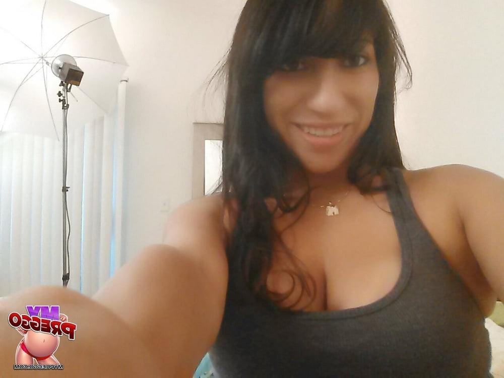 15P Pregnant Leticia from MyPreggo.com #01