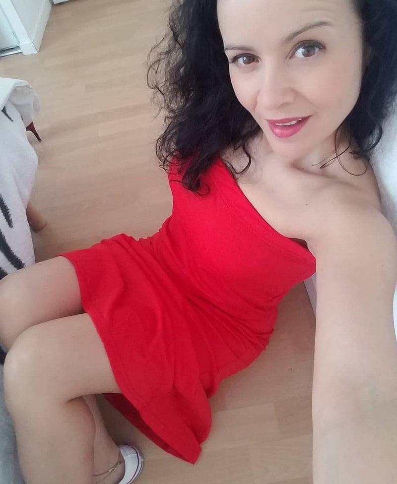 11P Polish MILF Beata 40yo