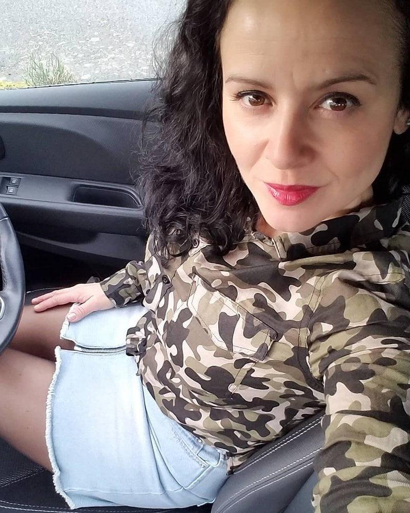 11P Polish MILF Beata 40yo