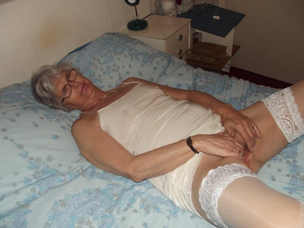 25P Only Hot Grannies And Matures In Solo Mix #5 - GregRotten