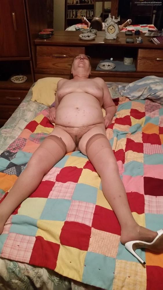 25P Only Hot Grannies And Matures In Solo Mix #14 - GregRotten