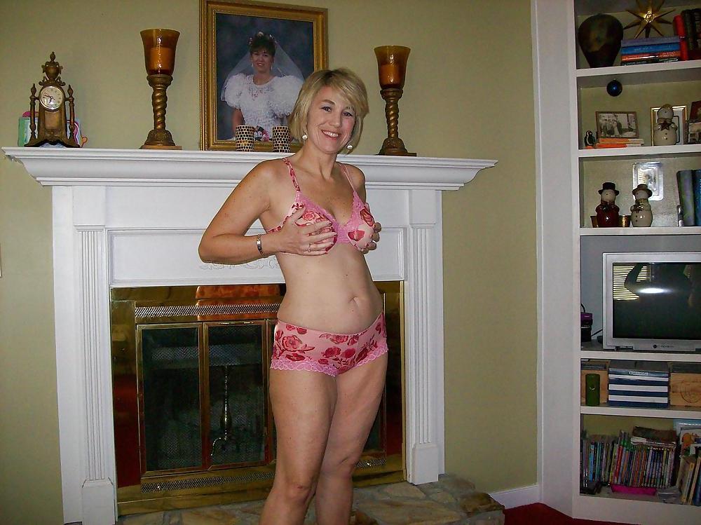 25P FANTASTIC MILF - SEXY AND HOT V