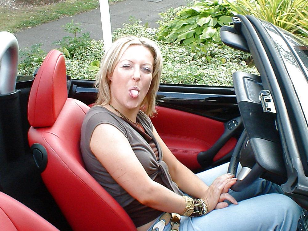 25P Mandy A Blond MILF