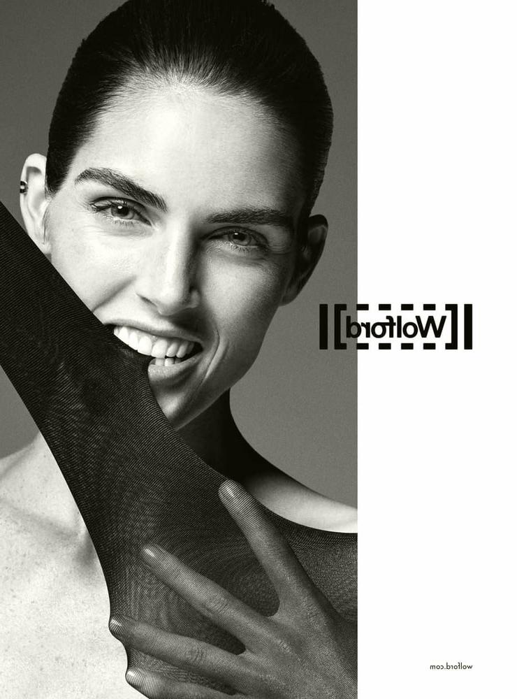 18P Hilary Rhoda posing feb 2018