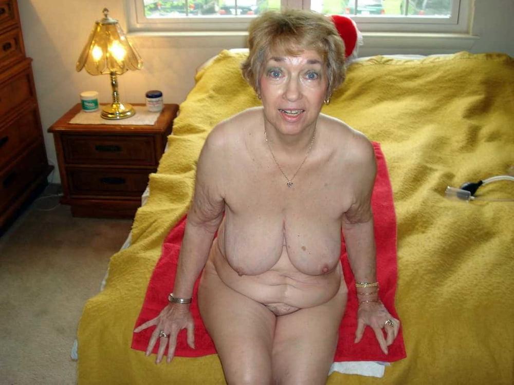 25P From MILF to GILF with Matures in between 257