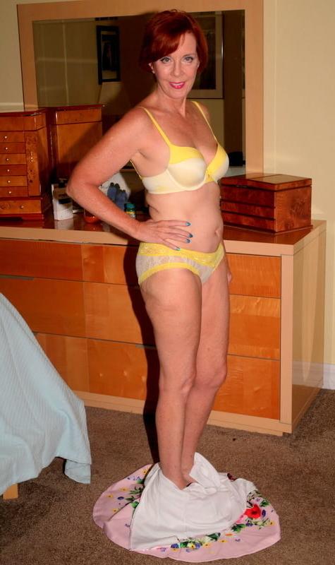 25P Only Hot Grannies And Matures In Solo Mix #20 - GregRotten