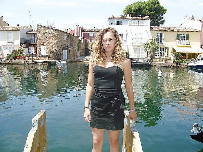 23P Sexy mom and 2 daughters comments please