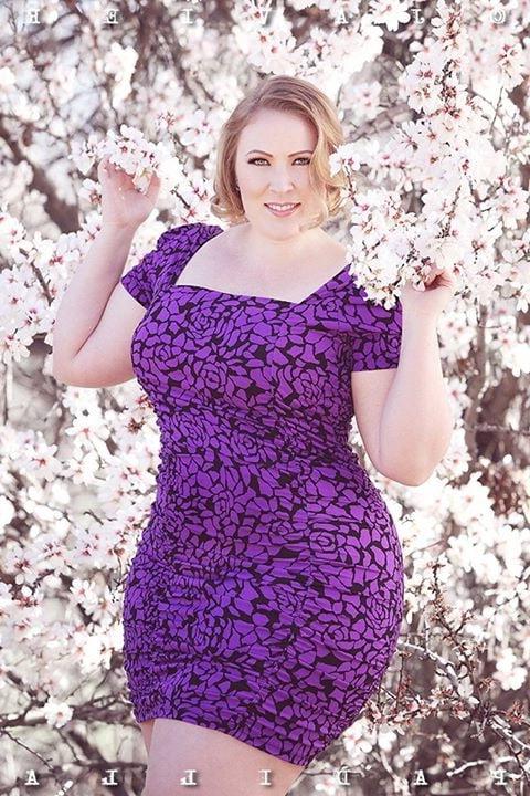 25P Pretty BBWs and fatties from fashion blogs #5